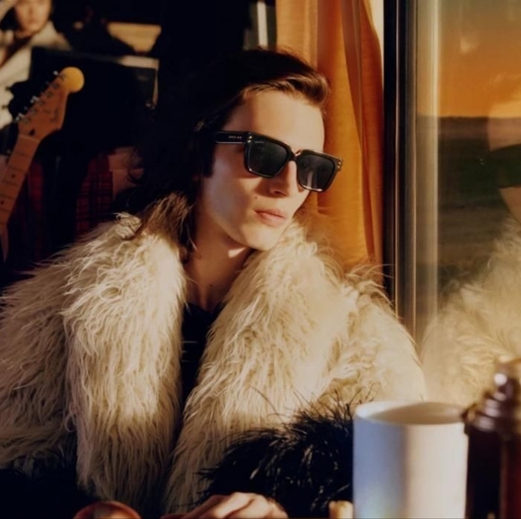 NEW GUCCI UNISEX SUNGLASSES GG1084S 001 BLACK GUCCI EYEWEAR - Picture 7 of 10